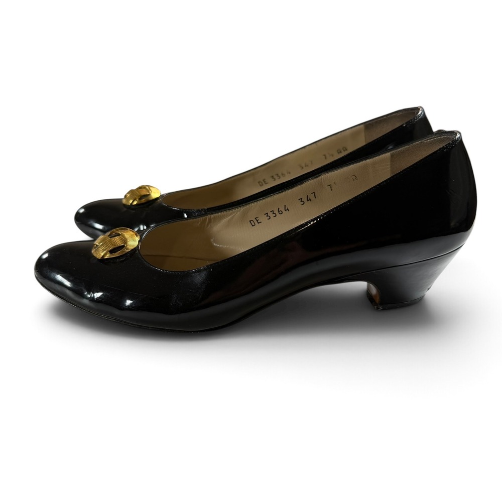 Salvatore Ferragamo Black Patent Leather Low Heel Pumps Gold Knot Size 7.5 AA